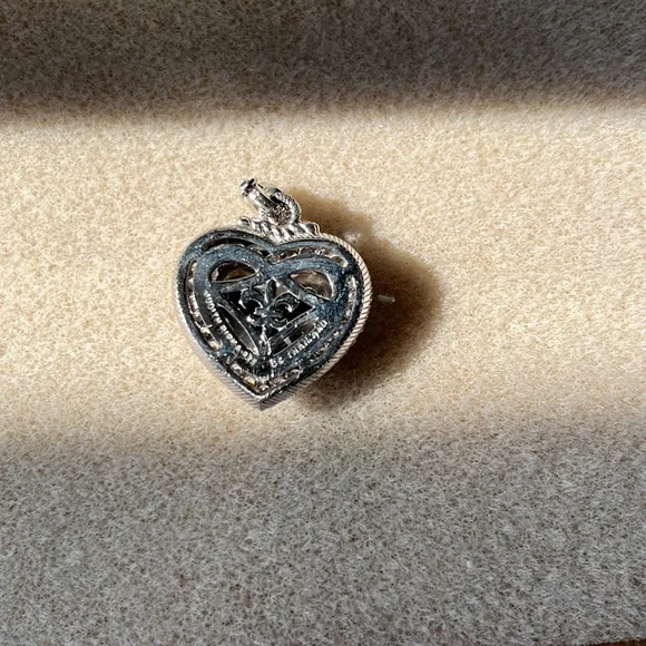 Judith Ripka sterling heart enhancer - Picture 3 of 5